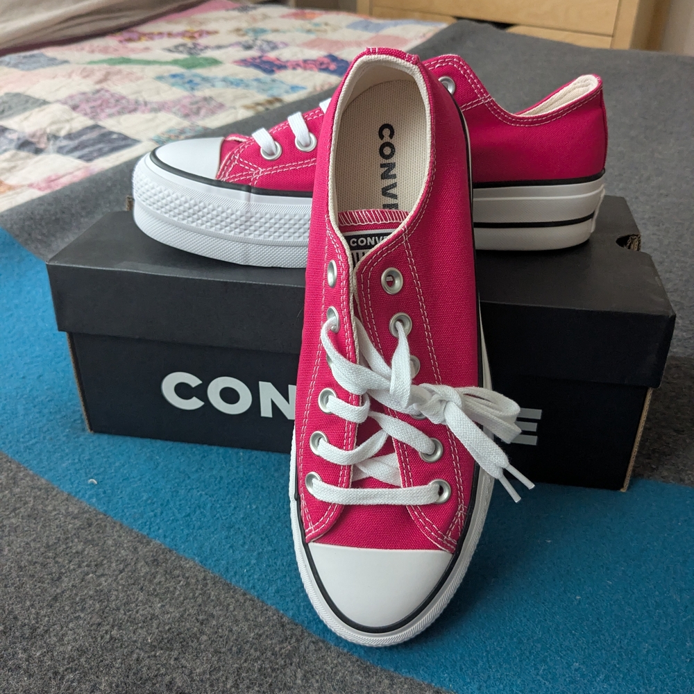 Converse Hot Pink Low-Top Platform Chucks